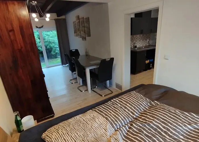 公寓 Blaues Haus - Kleinere Doppelhaushaelfte In Stadtkernnaehe Mit Traumhaftem Bad Und Kueche *