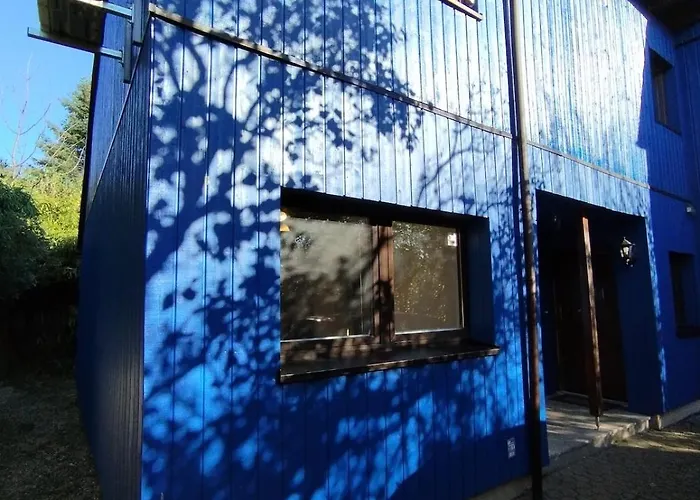 Blaues Haus - Kleinere Doppelhaushaelfte In Stadtkernnaehe Mit Traumhaftem Bad Und Kueche 公寓 诺伊基兴-弗林